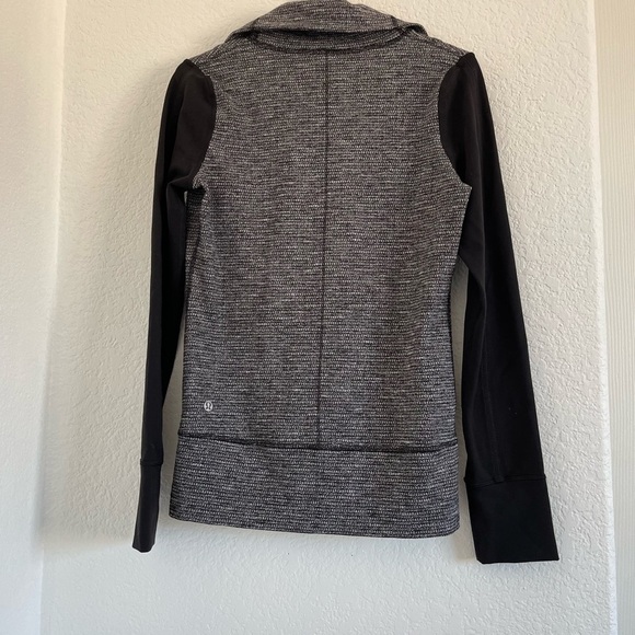 Lululemon Daily Yoga Jacket Coco Pique Black - Picture 4 of 5